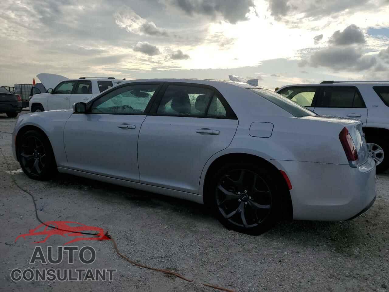 CHRYSLER 300 2023 - 2C3CCABG4PH641117