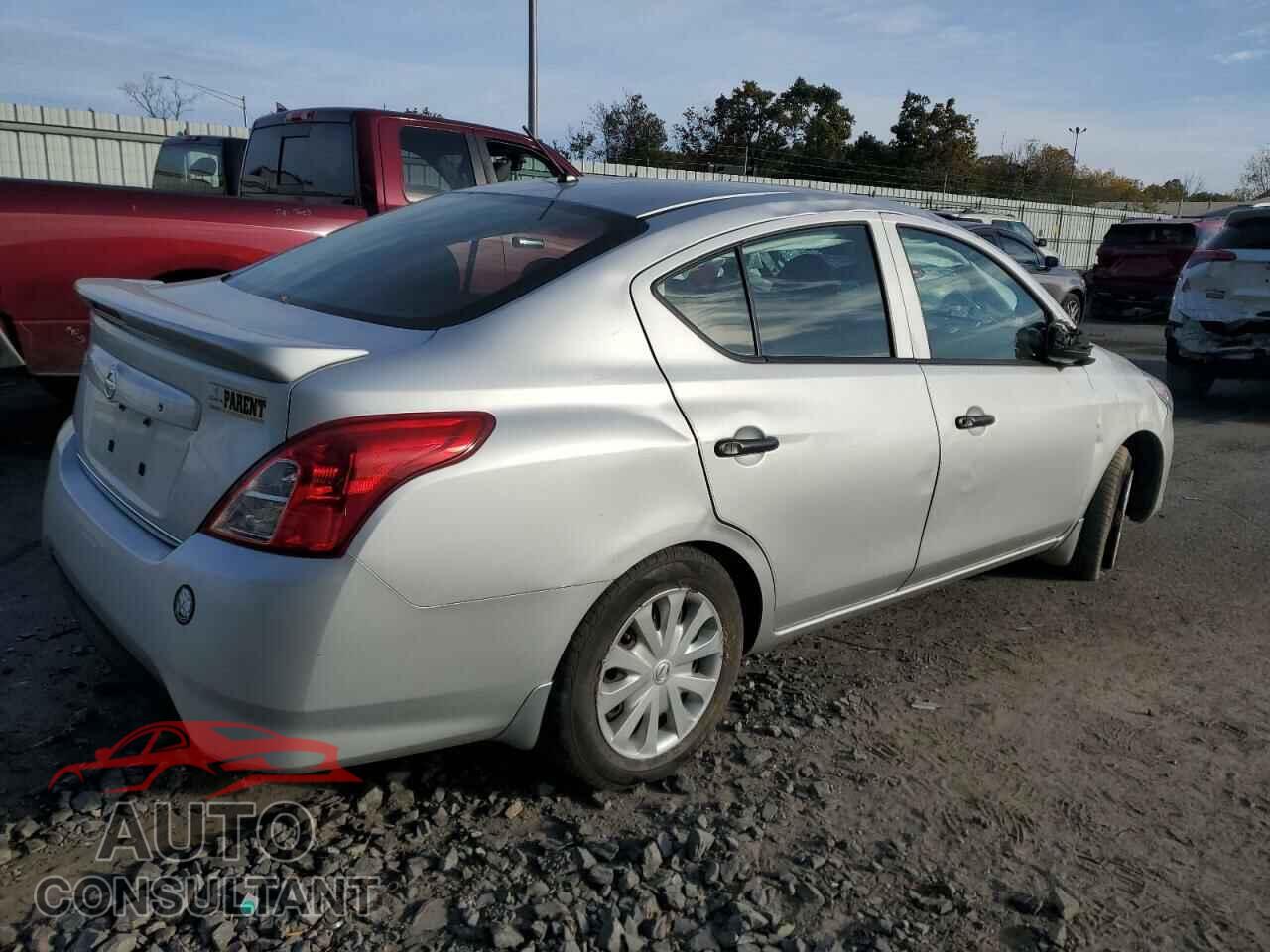 NISSAN VERSA 2017 - 3N1CN7AP2HL844366