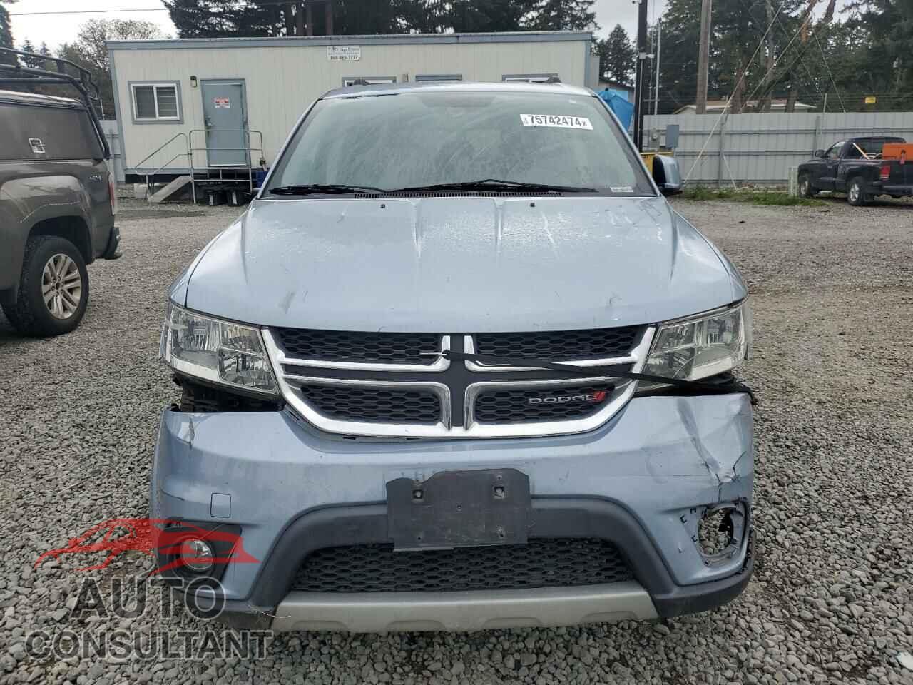 DODGE JOURNEY 2013 - 3C4PDCBG7DT677277