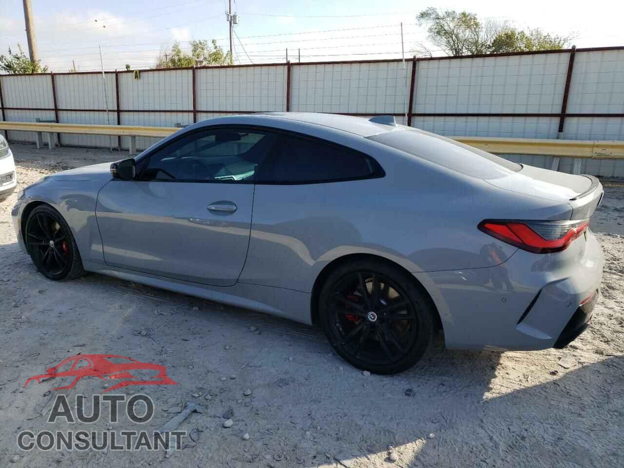 BMW M4 2023 - WBA83AP0XPCL32197