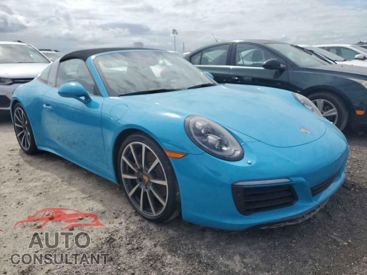 PORSCHE 911 2017 - WP0BB2A98HS136078