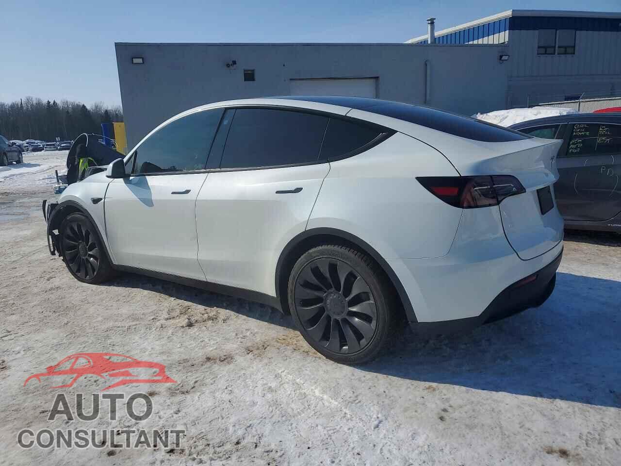 TESLA MODEL Y 2023 - 7SAYGAEE5PF762666