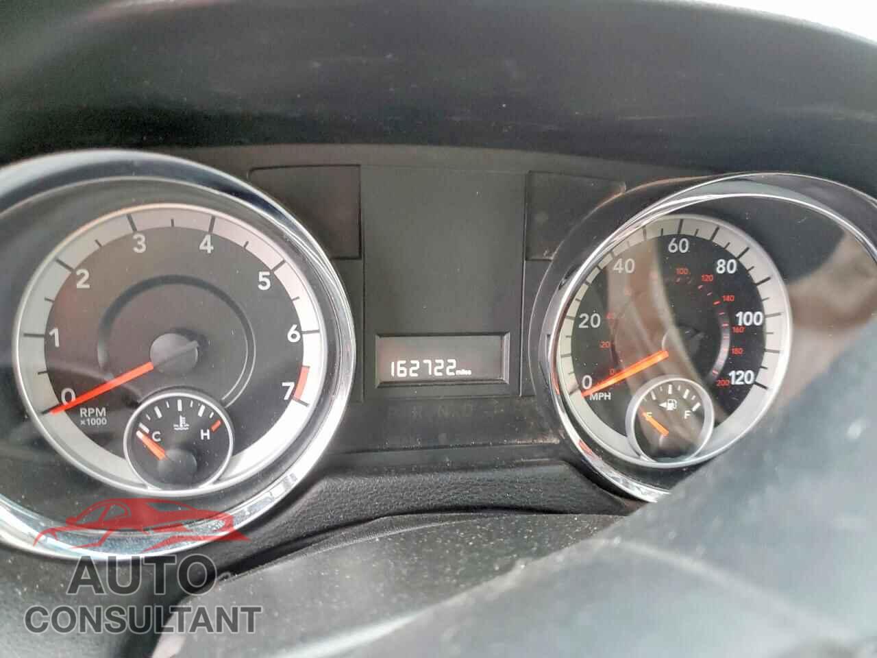 DODGE CARAVAN 2013 - 2C4RDGBG7DR806847