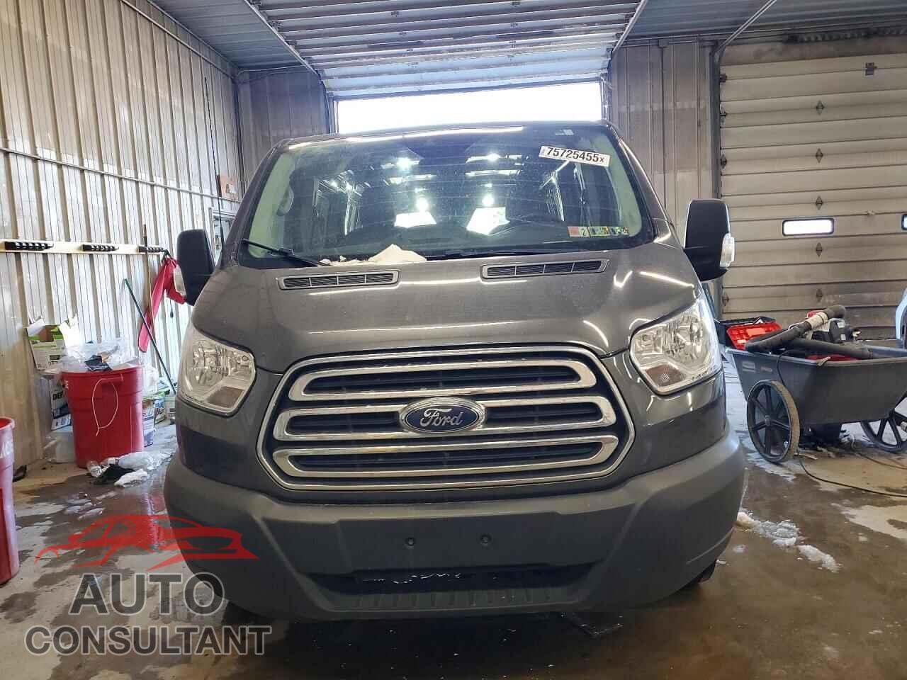 FORD TRANSIT 2019 - 1FTYE2YM3KKB70139
