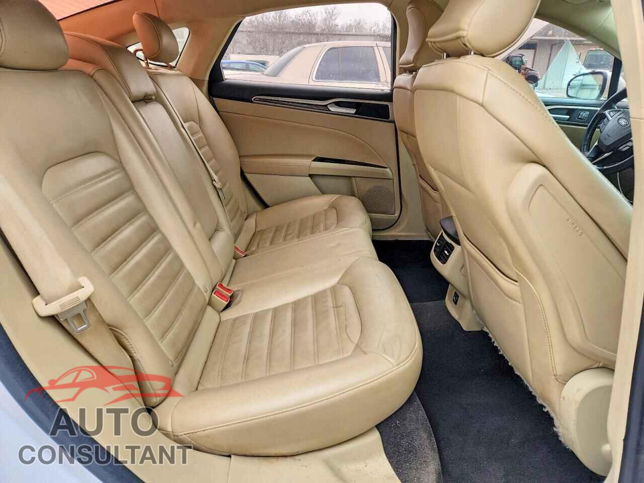 FORD FUSION 2015 - 3FA6P0HDXFR207149