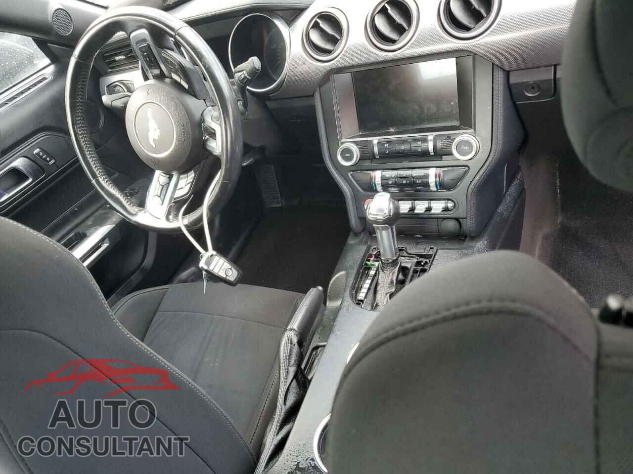 FORD MUSTANG 2018 - 1FA6P8CF9J5153667