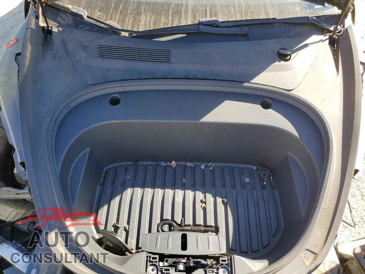 TESLA MODEL 3 2021 - 5YJ3E1EB8MF925048