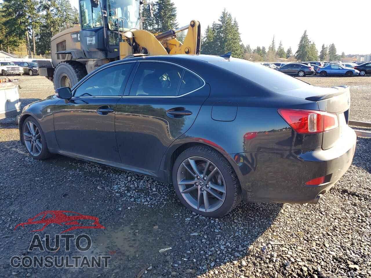 LEXUS IS 2011 - JTHBF5C20B5147344