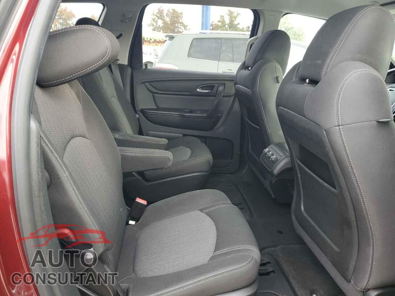 CHEVROLET TRAVERSE 2017 - 1GNKVGKD8HJ320103