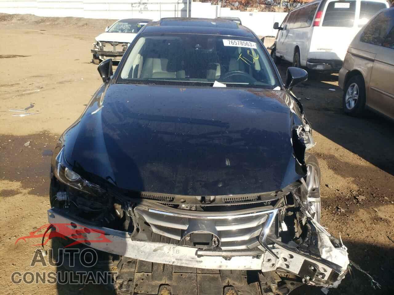 LEXUS IS 2017 - JTHCM1D23H5020601