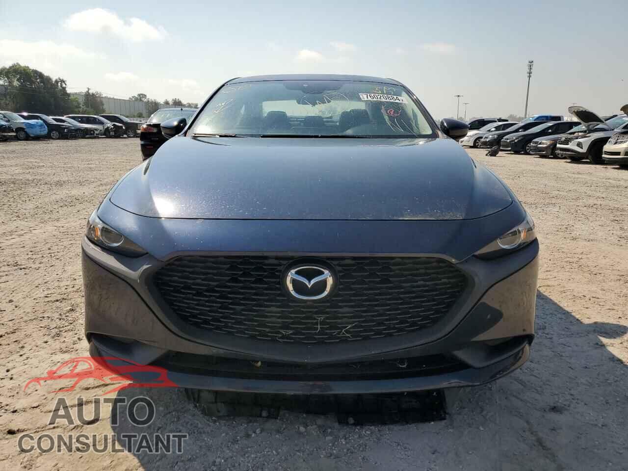 MAZDA 3 2019 - JM1BPABLXK1107118