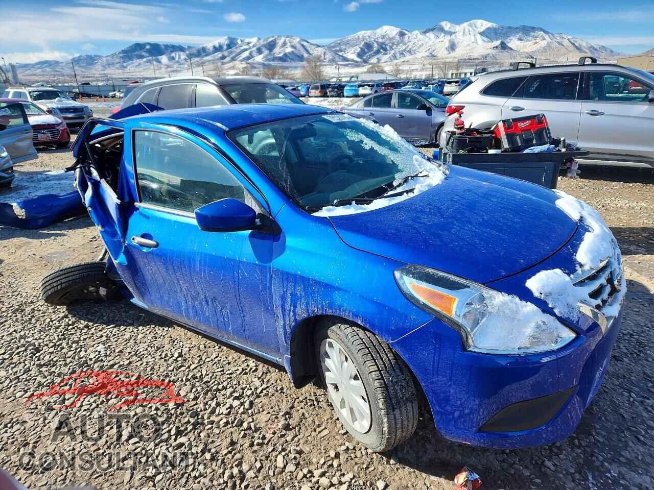 NISSAN VERSA 2017 - 3N1CN7AP2HL801212