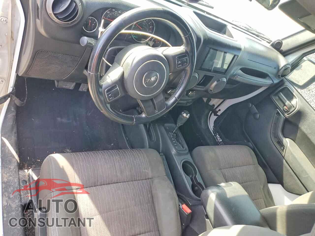 JEEP WRANGLER 2011 - 1J4AA2D11BL607875