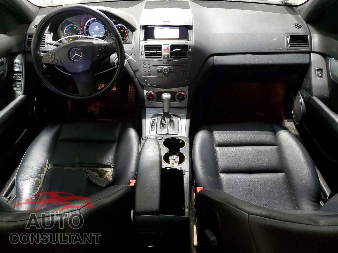 MERCEDES-BENZ C-CLASS 2010 - WDDGF8BB2AR118399