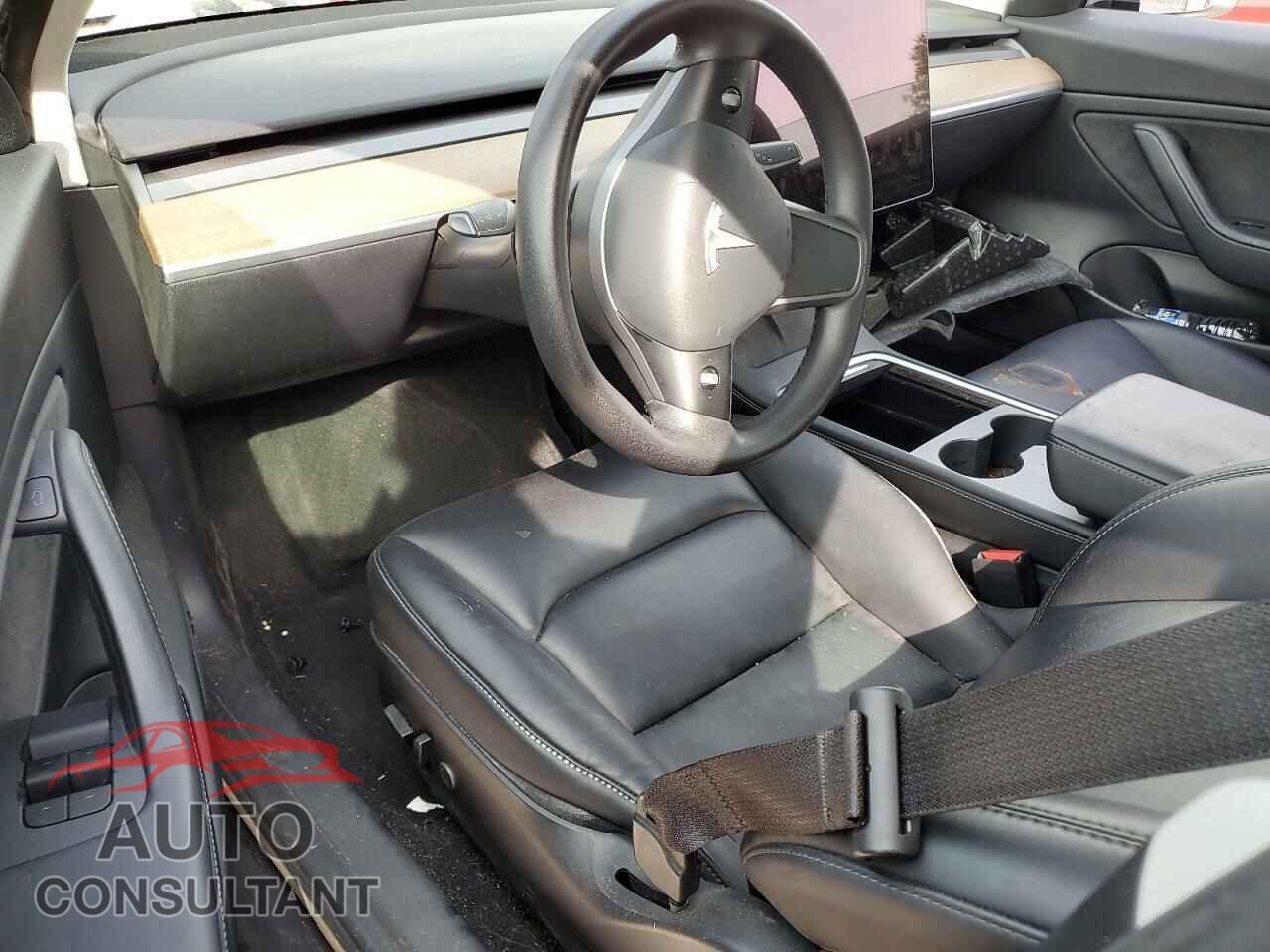 TESLA MODEL 3 2021 - 5YJ3E1EB1MF869423