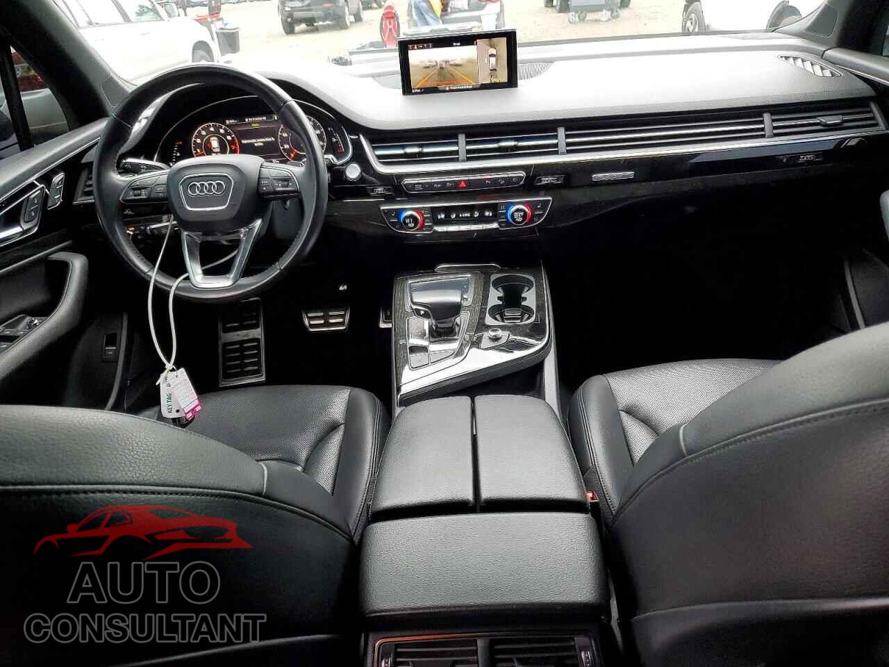 AUDI Q7 2018 - WA1VAAF70JD004874