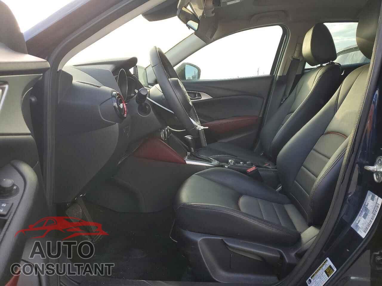 MAZDA CX-3 2018 - JM1DKDC76J0313843