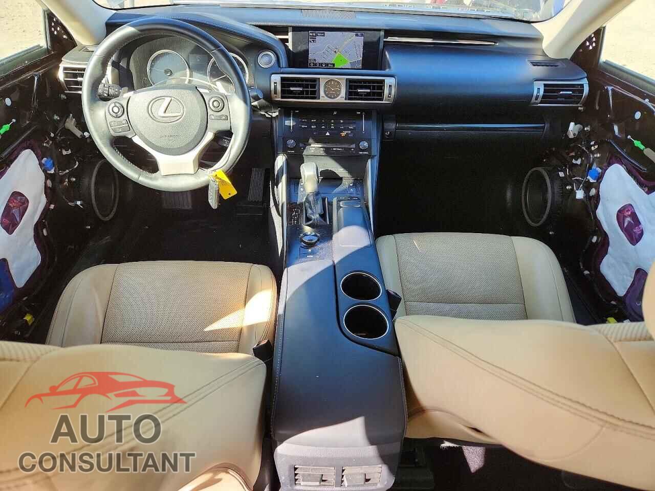 LEXUS IS 2014 - JTHBF1D23E5040946