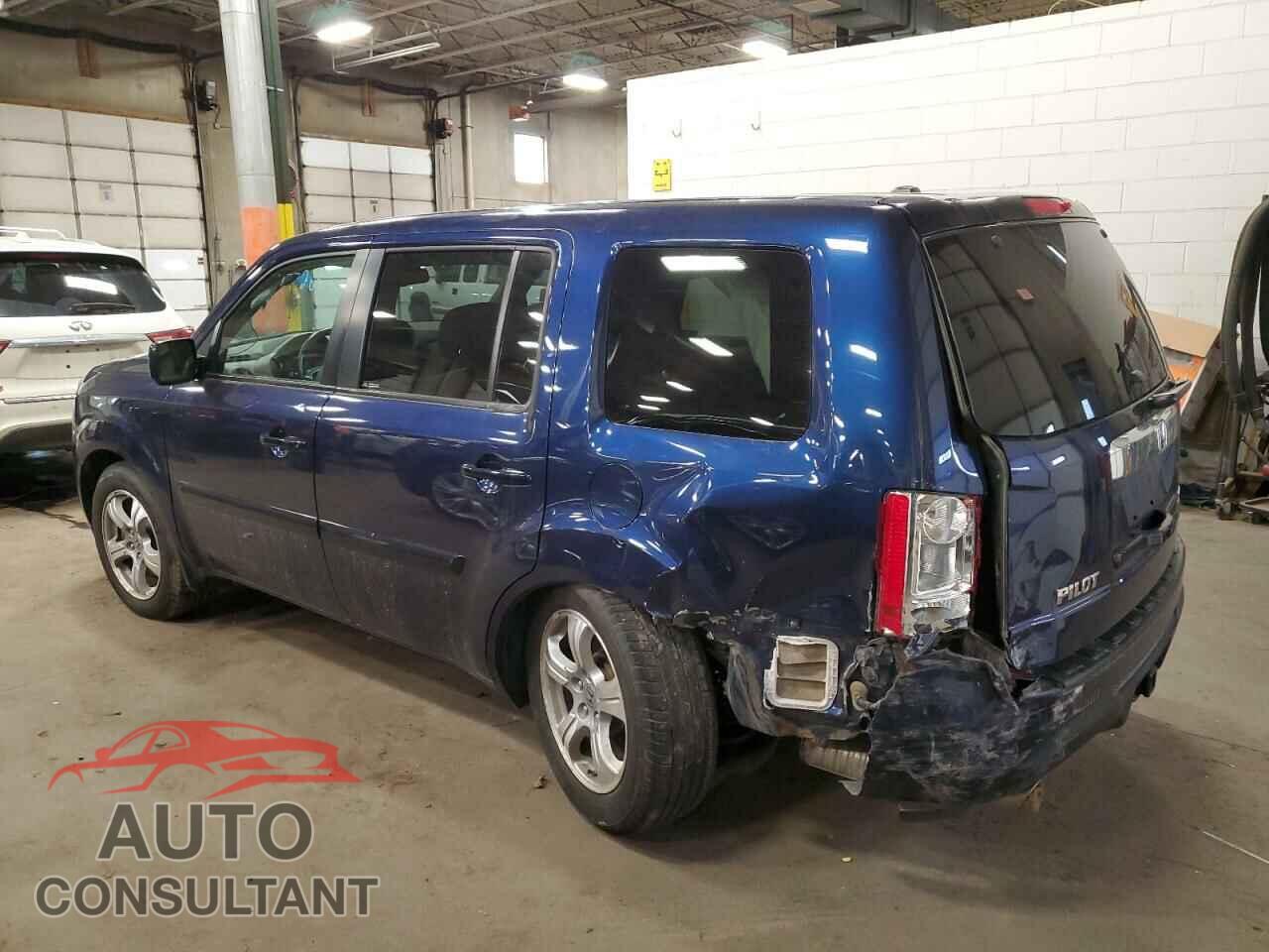 HONDA PILOT 2015 - 5FNYF4H5XFB042095