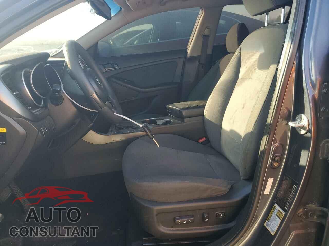 KIA OPTIMA 2015 - KNAGM4A76F5610628