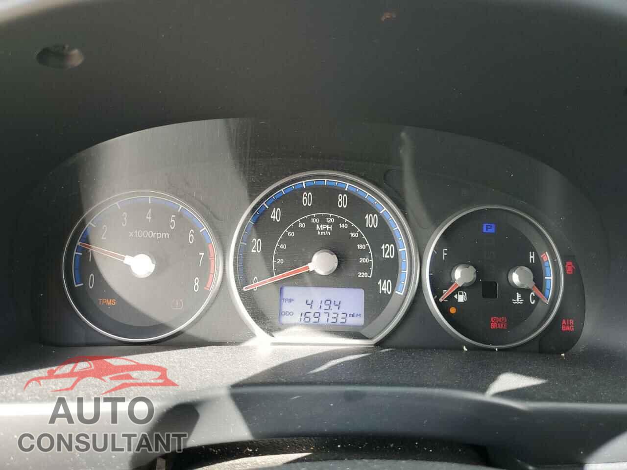HYUNDAI SANTA FE 2009 - 5NMSG73D49H290526