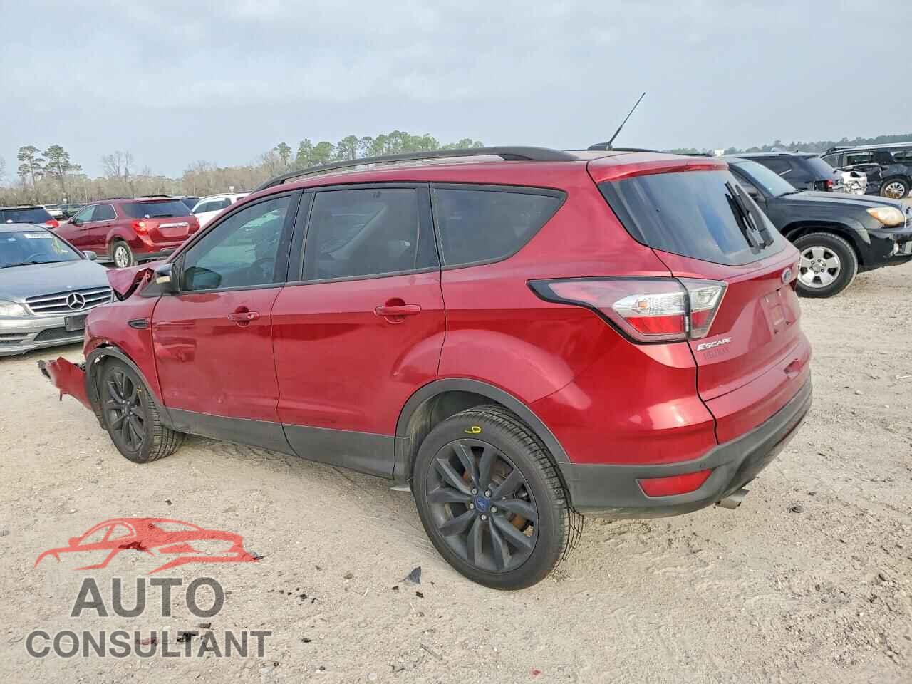 FORD ESCAPE 2017 - 1FMCU0J96HUC24596