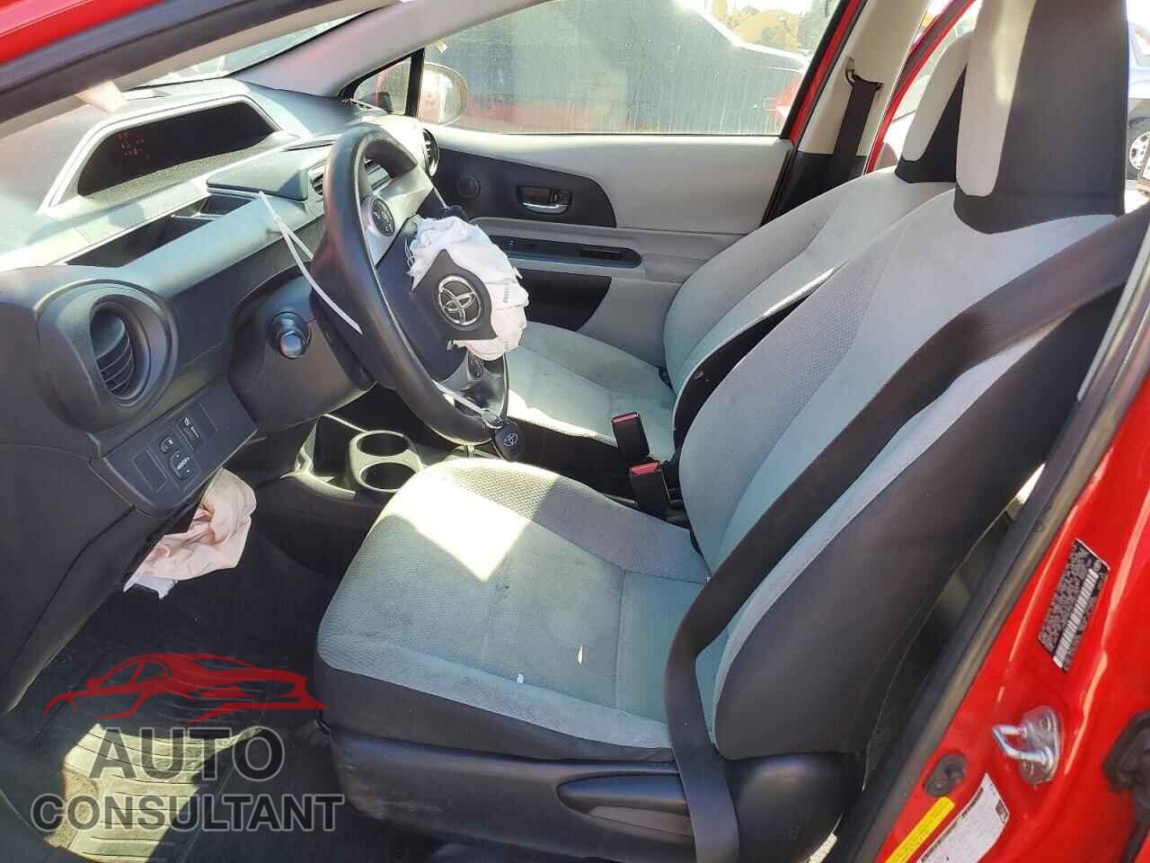 TOYOTA PRIUS 2013 - JTDKDTB37D1541097