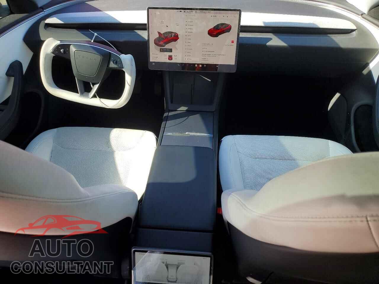 TESLA MODEL 3 2025 - 5YJ3E1EA0SF988696