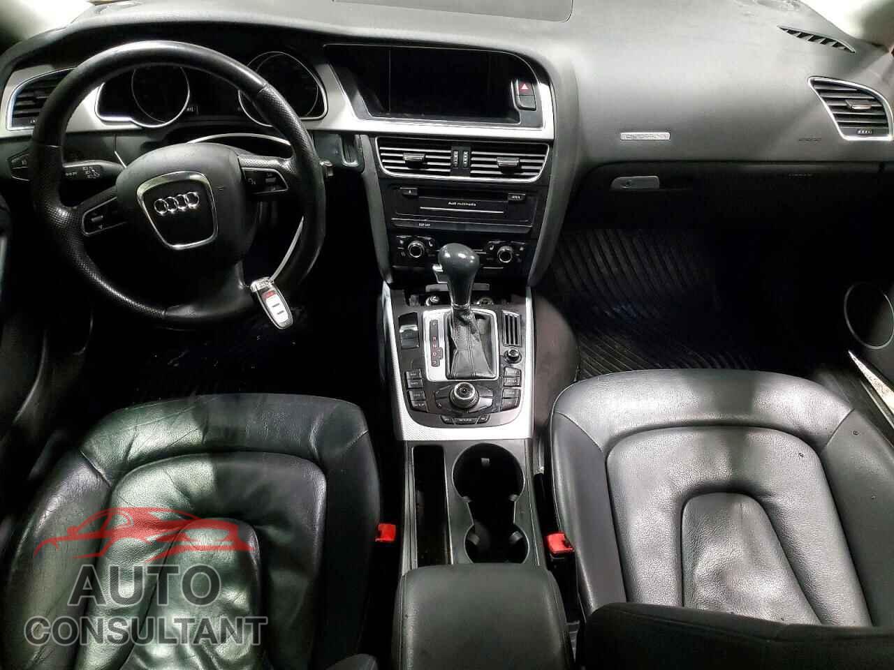 AUDI A5 2010 - WAULFAFR3AA053520