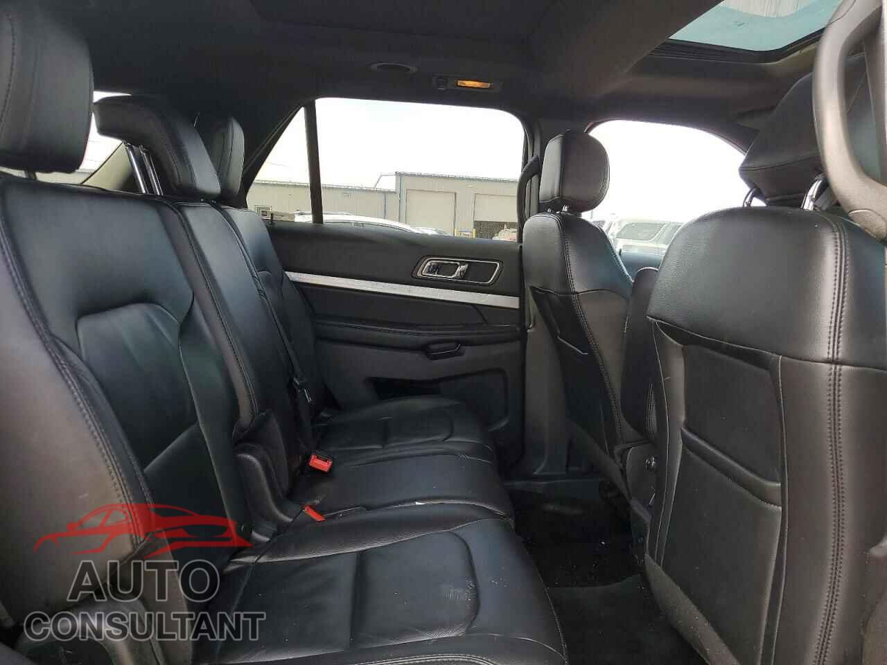 FORD EXPLORER 2017 - 1FM5K8D81HGA85296