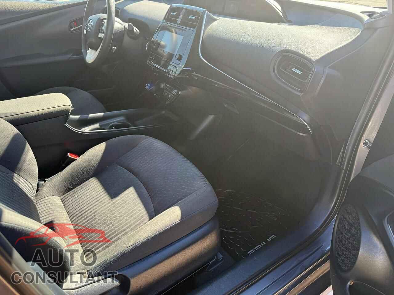 TOYOTA PRIUS 2017 - JTDKBRFU5H3577358