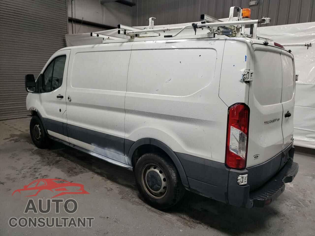 FORD TRANSIT 2018 - 1FTYE1ZM5JKA76187