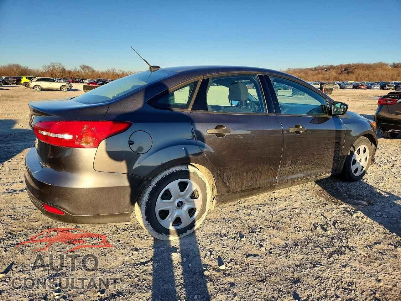 FORD FOCUS 2015 - 1FADP3E21FL346807