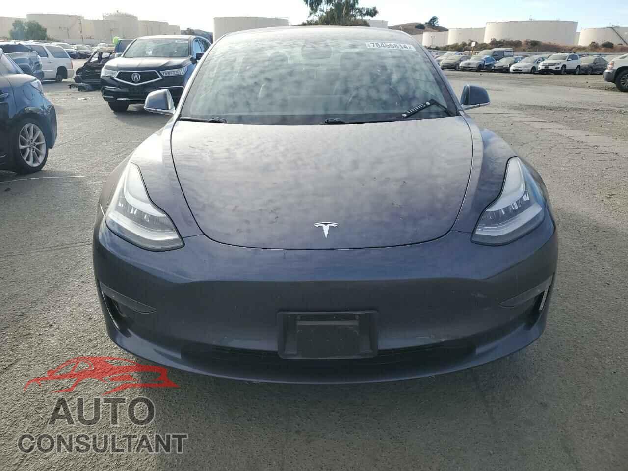 TESLA MODEL 3 2018 - 5YJ3E1EA5JF039630