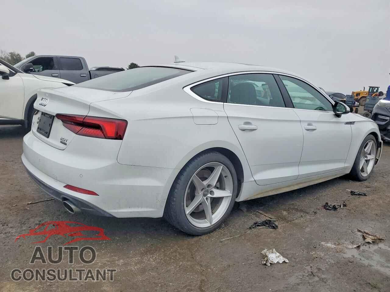 AUDI A5 2018 - WAUENCF58JA040539
