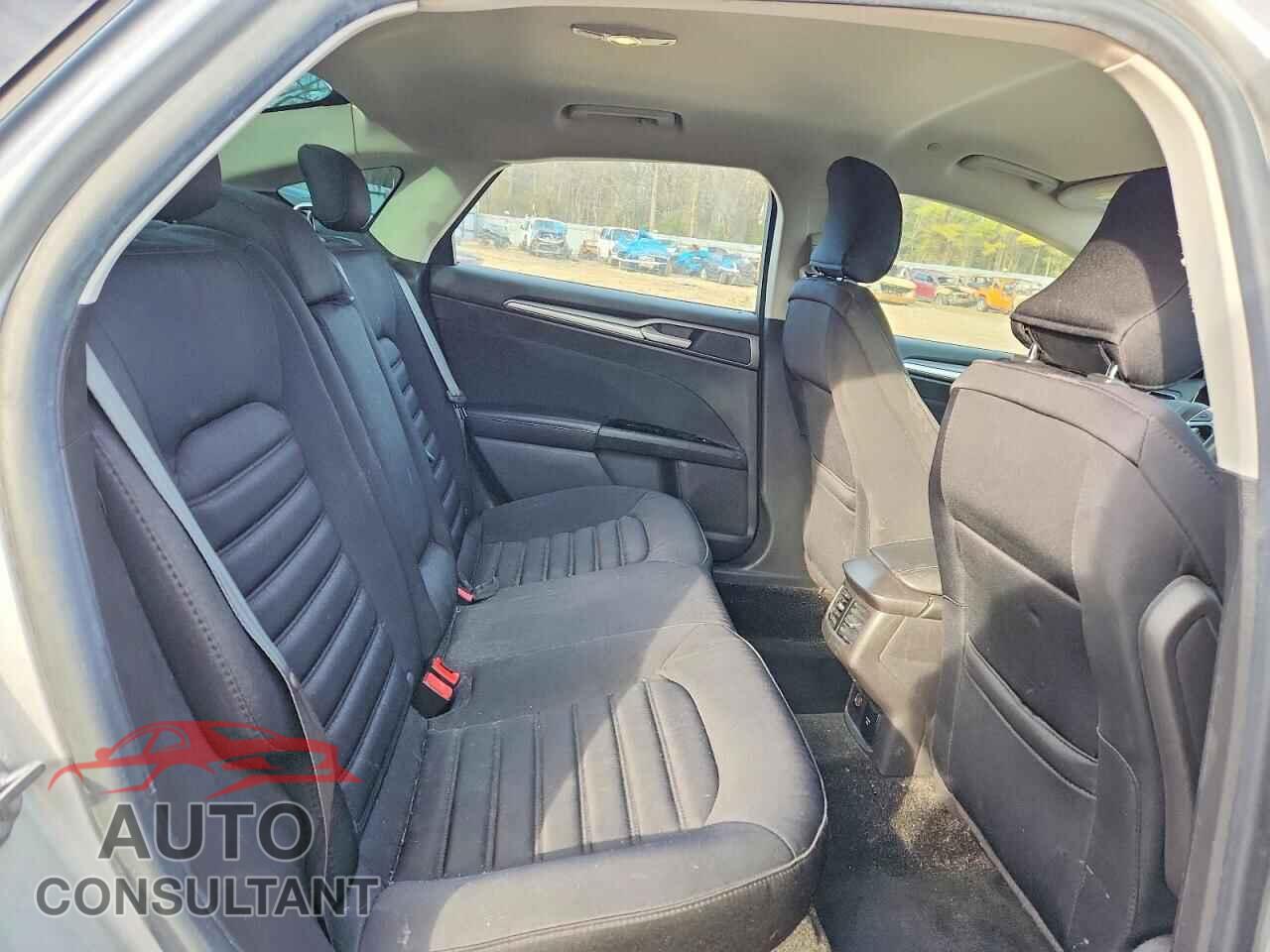 FORD FUSION 2016 - 3FA6P0LU5GR322850