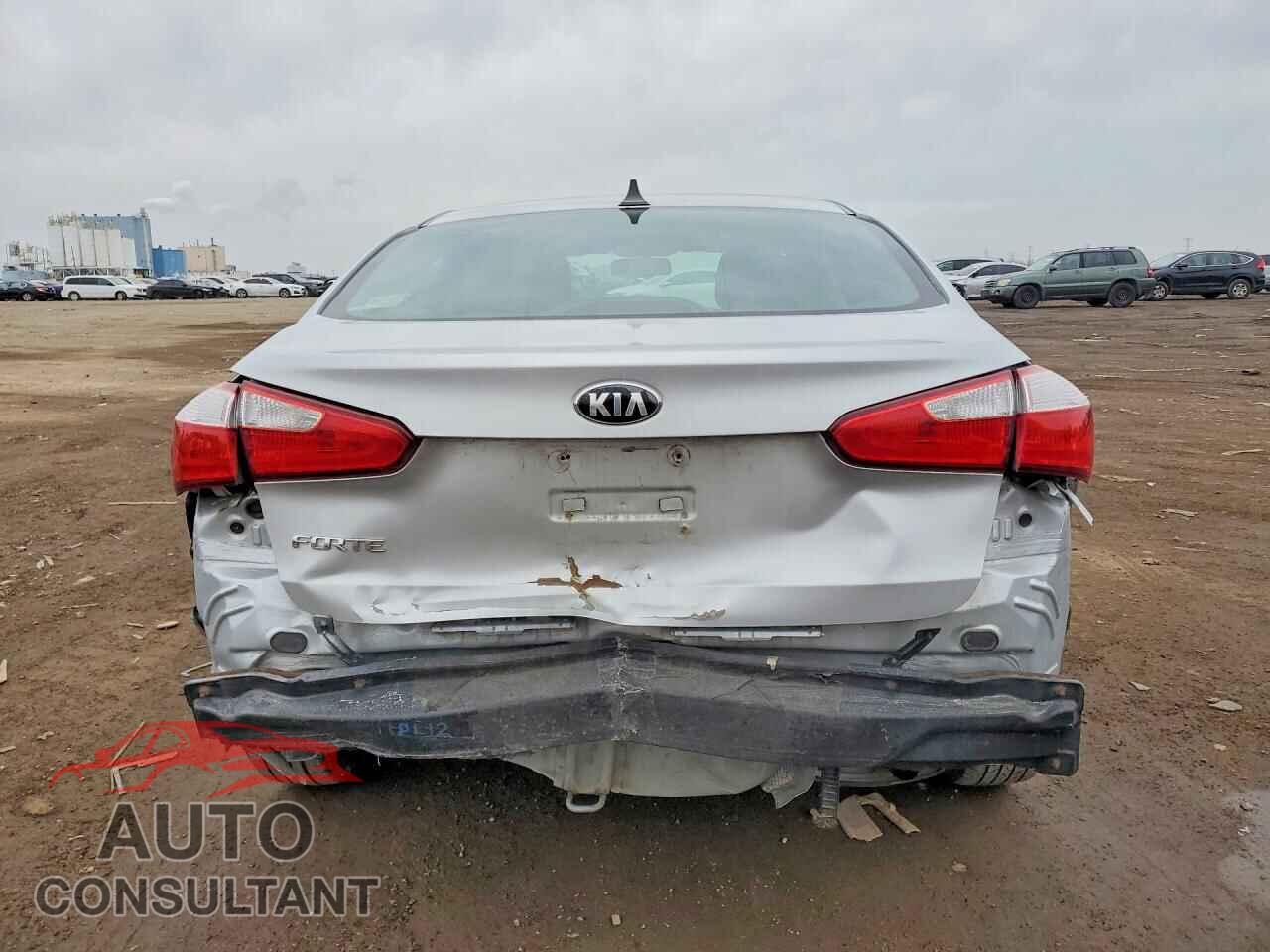 KIA FORTE 2016 - KNAFK4A66G5584994