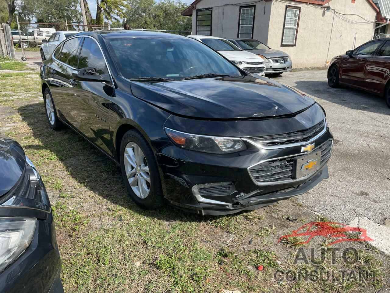 CHEVROLET MALIBU 2018 - 1G1ZD5ST4JF174371