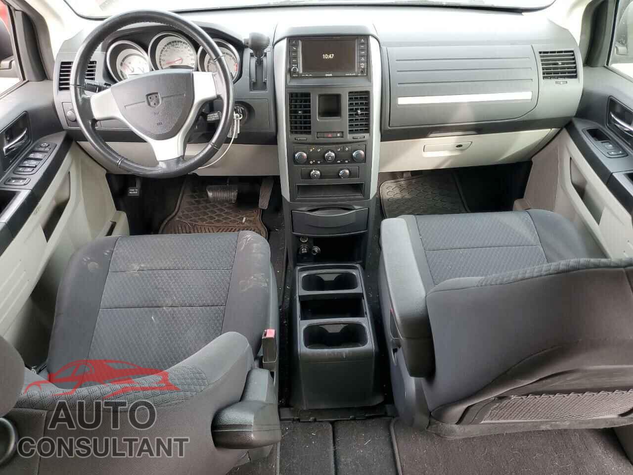 DODGE CARAVAN 2010 - 2D4RN3D15AR390133