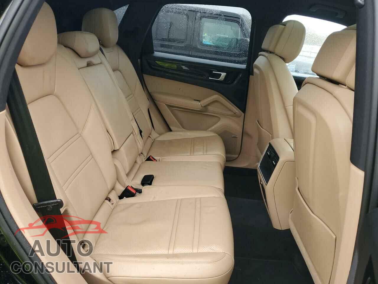 PORSCHE CAYENNE 2019 - WP1AB2AY1KDA61480