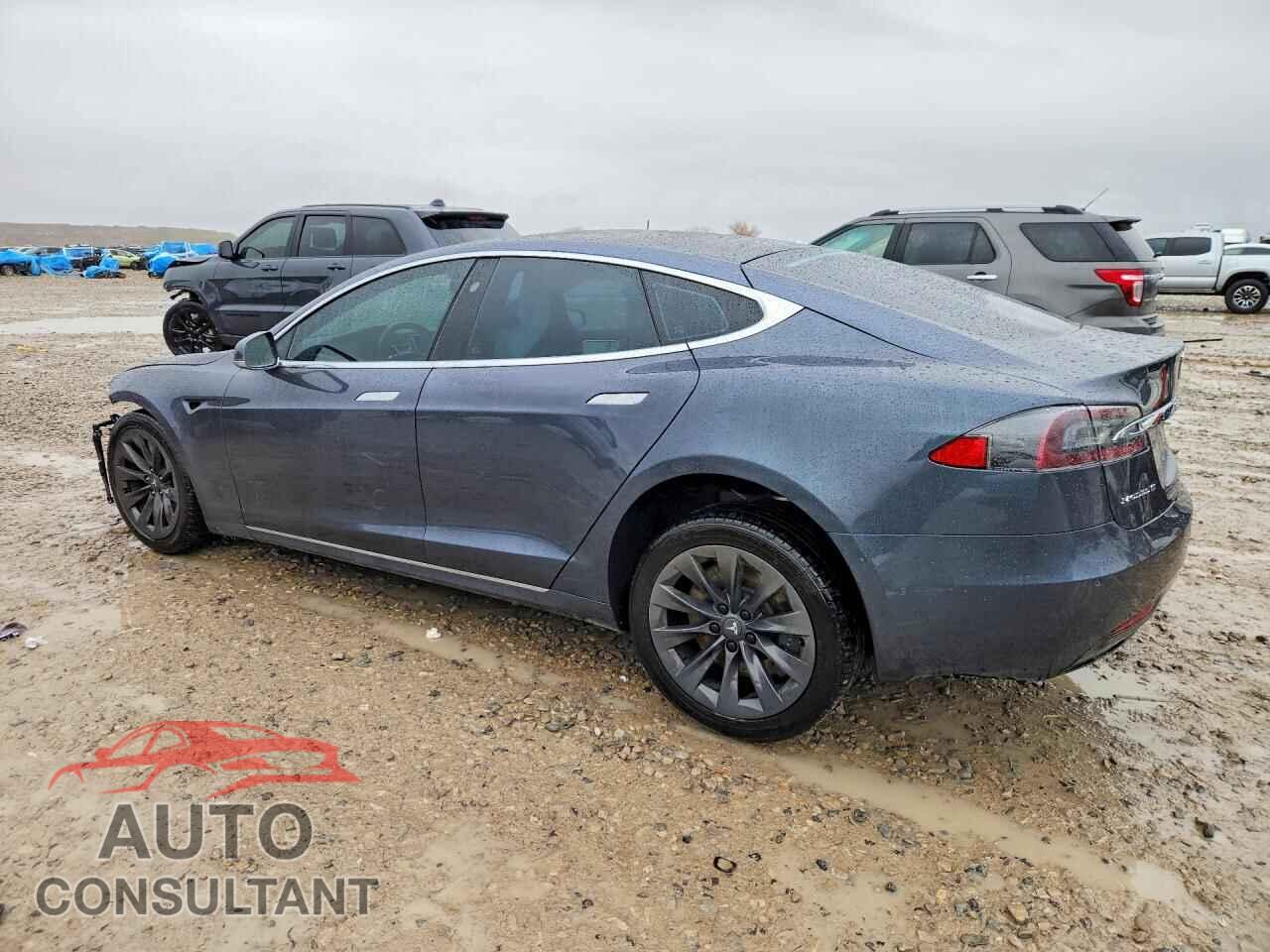 TESLA MODEL S 2018 - 5YJSA1E23JF244346
