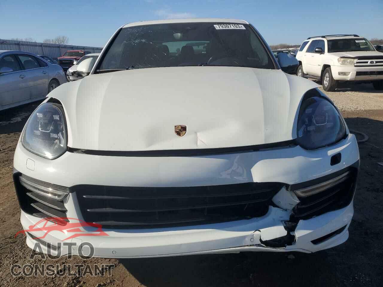 PORSCHE CAYENNE 2017 - WP1AD2A23HLA84134