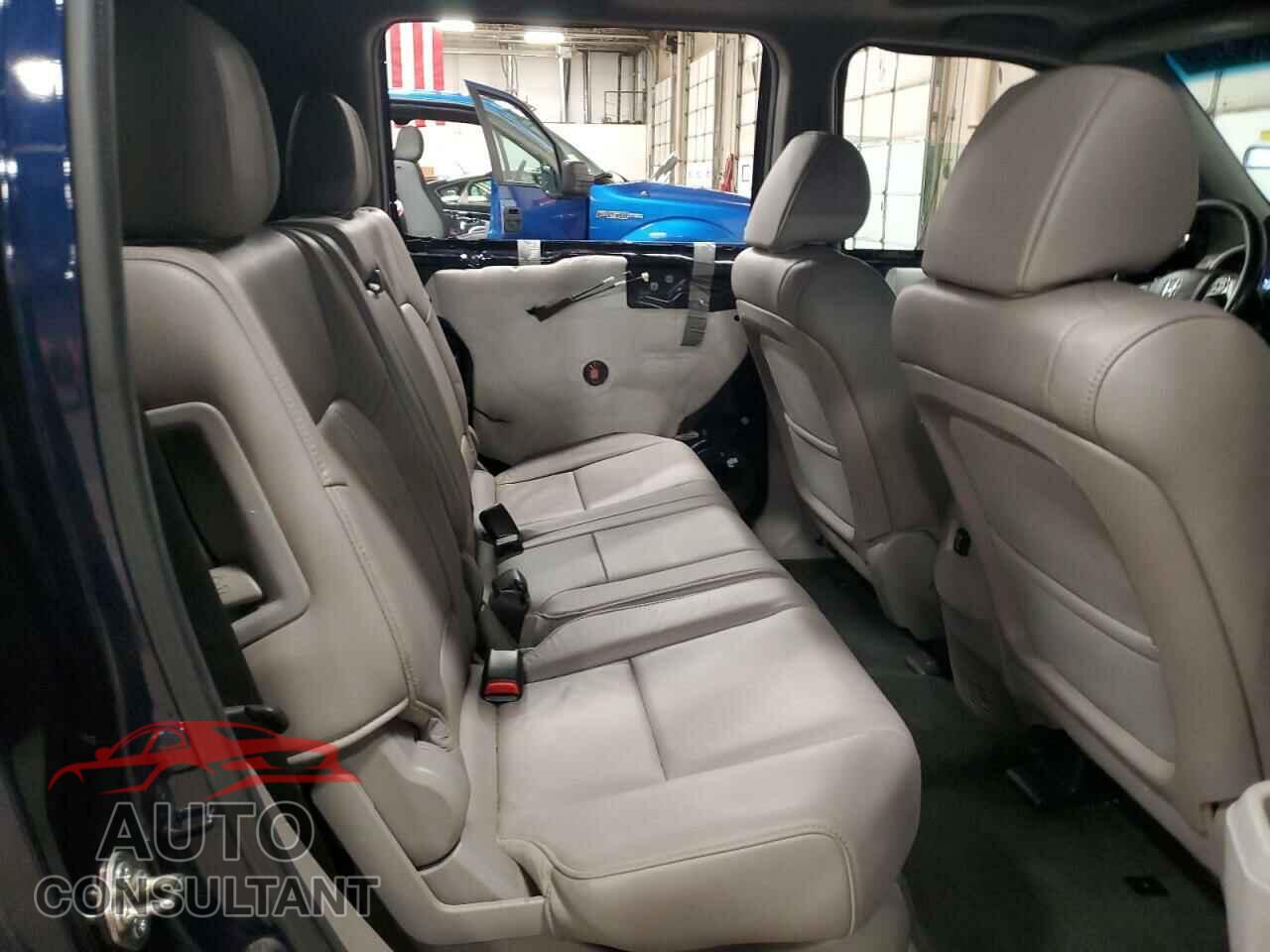 HONDA PILOT 2014 - 5FNYF4H51EB032151
