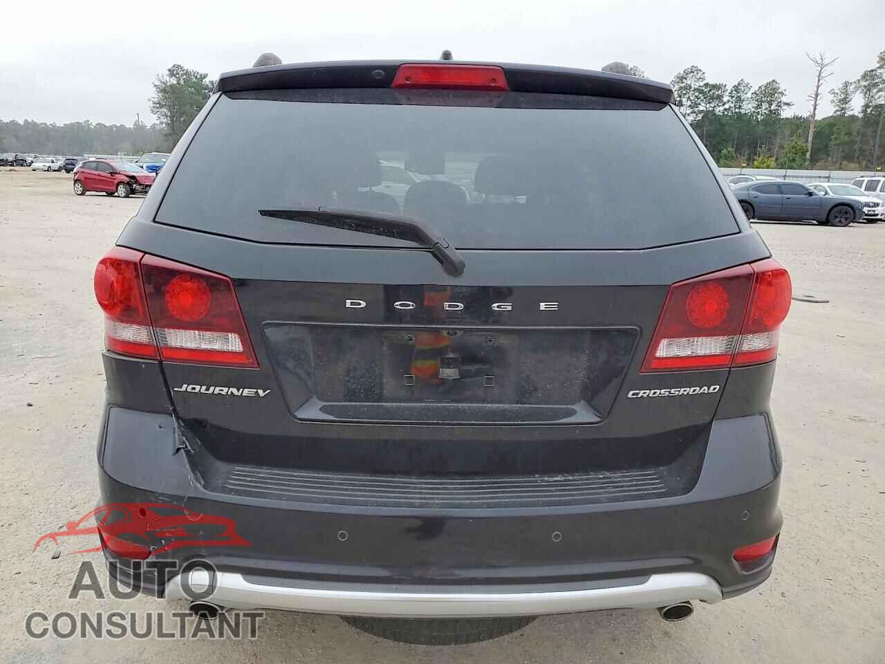 DODGE JOURNEY 2015 - 3C4PDCGG2FT577339