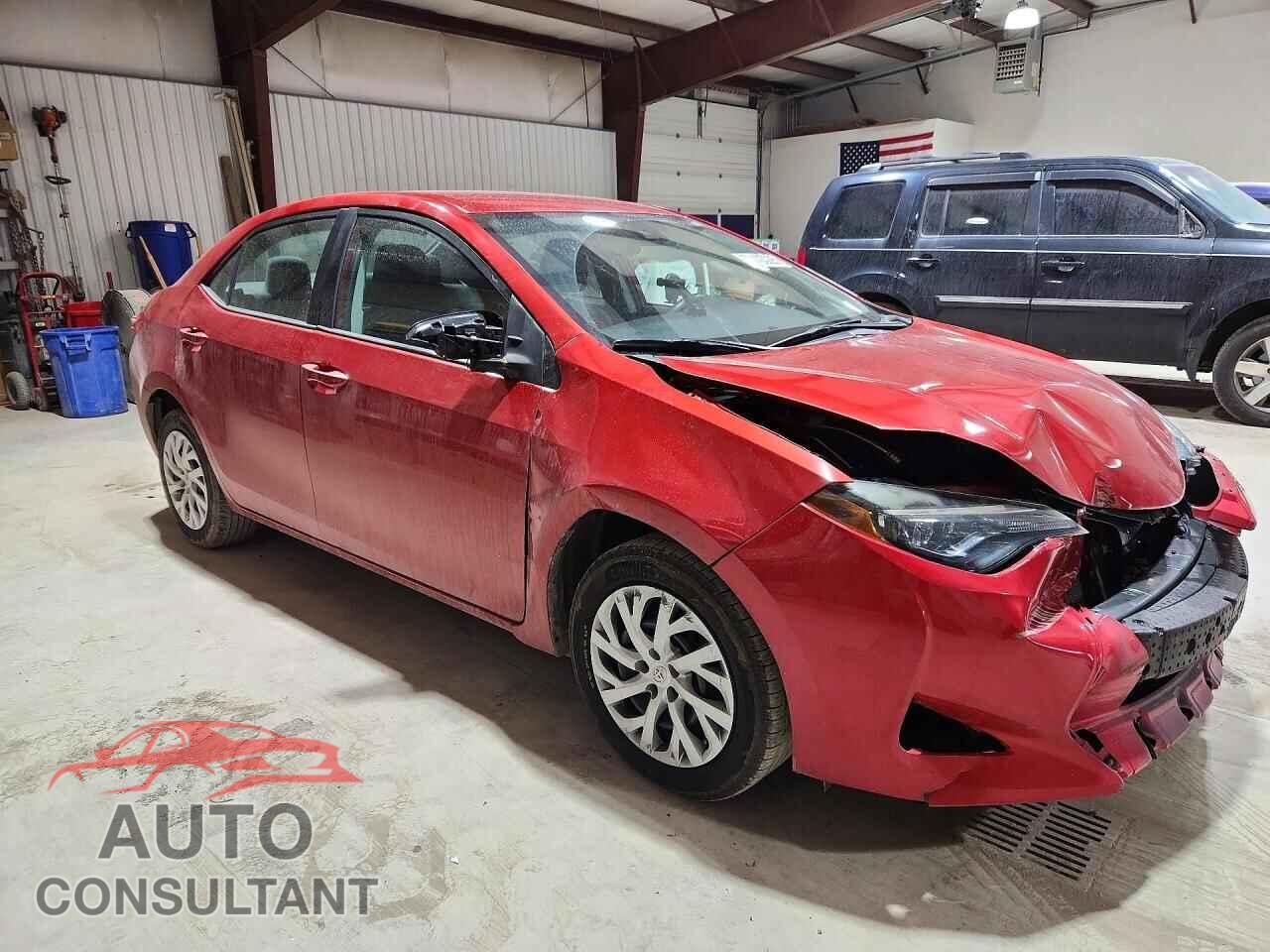 TOYOTA COROLLA 2018 - 5YFBURHE6JP802707