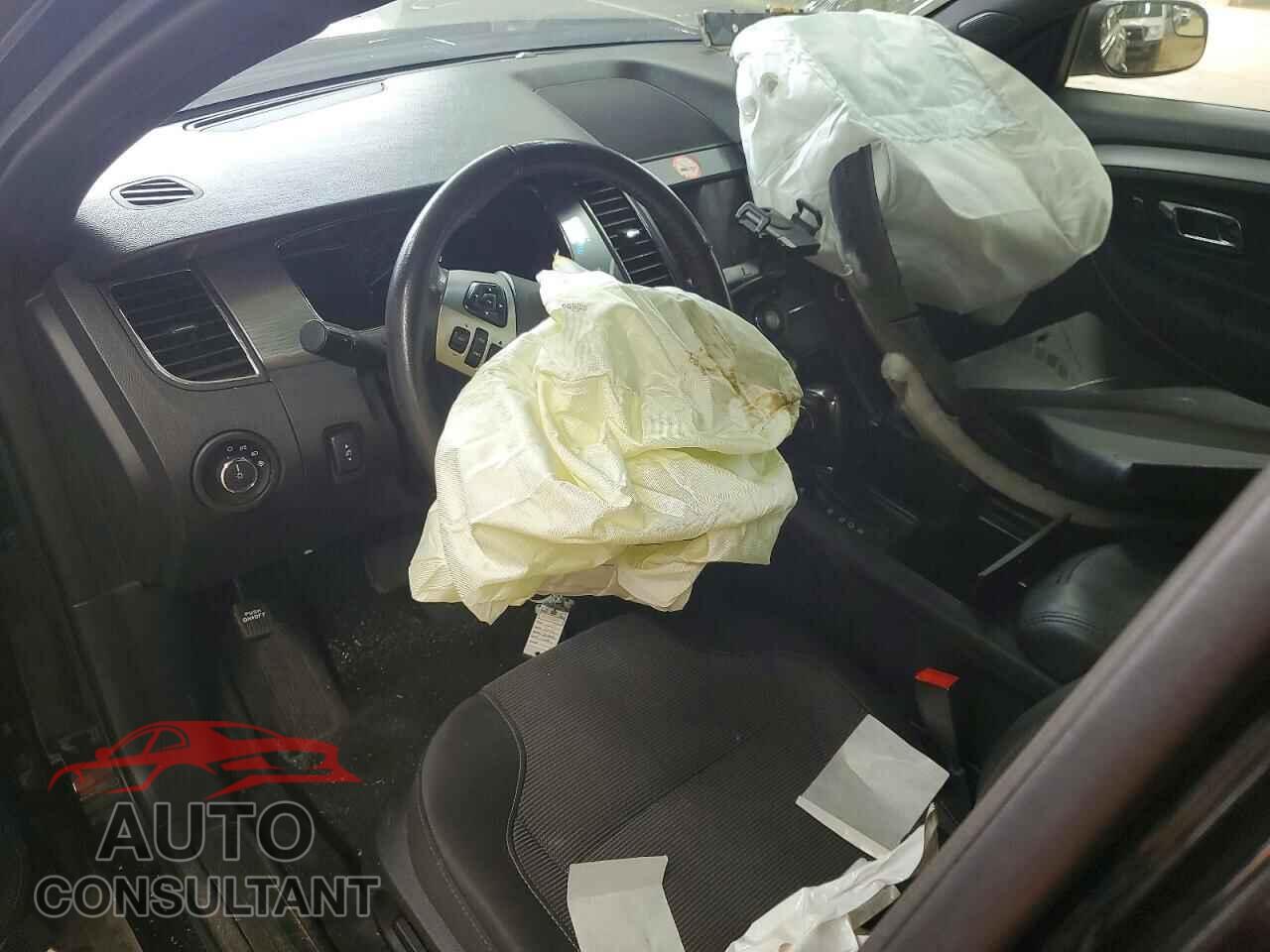 FORD TAURUS 2017 - 1FAHP2E85HG126209