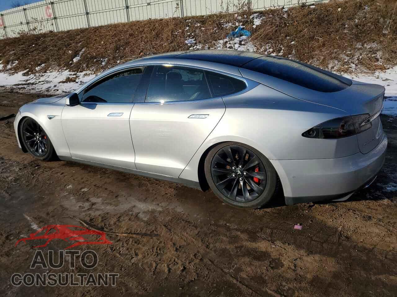 TESLA MODEL S 2015 - 5YJSA1E4XFF116419