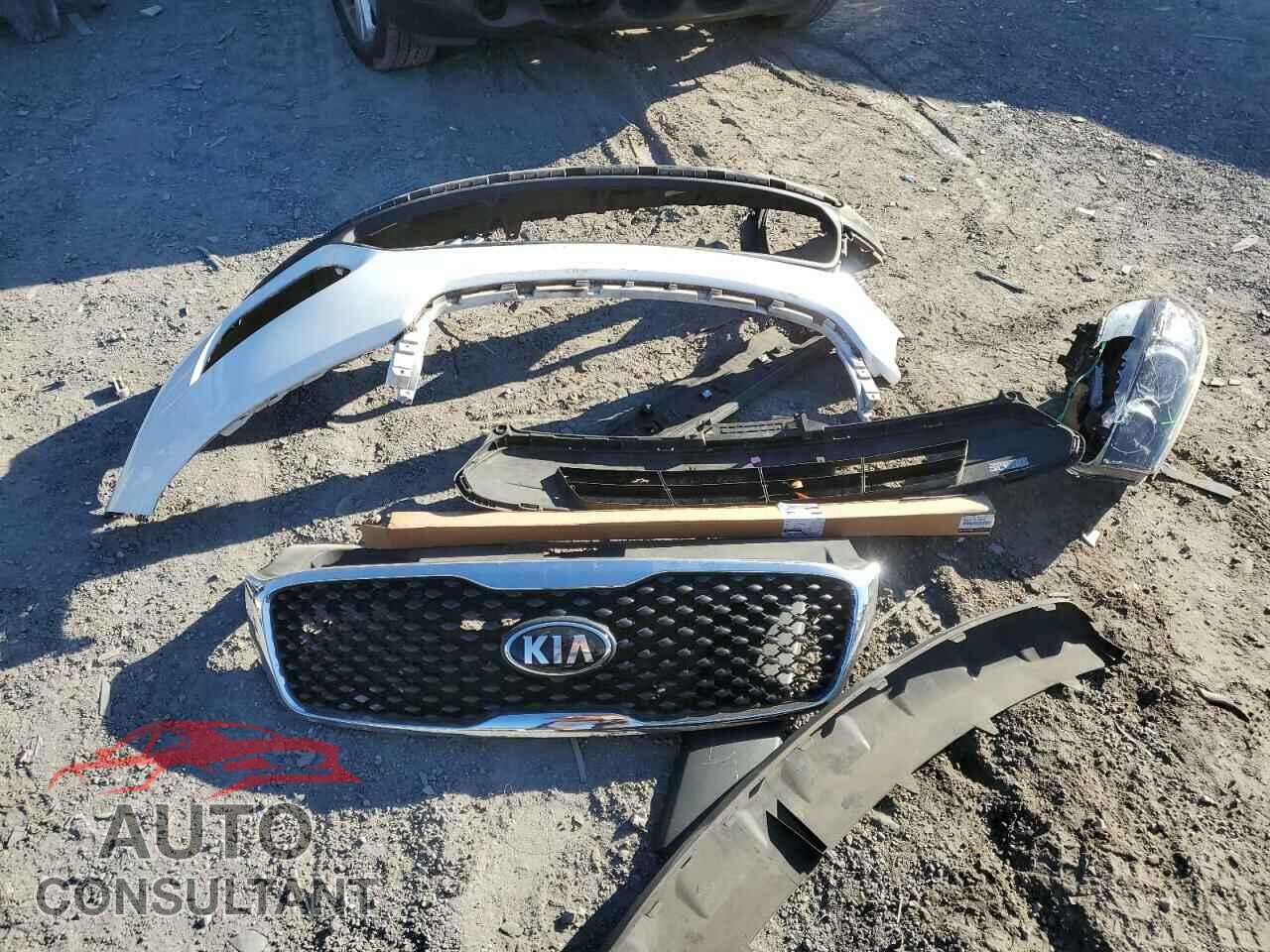 KIA SORENTO 2017 - 5XYPGDA55HG250965