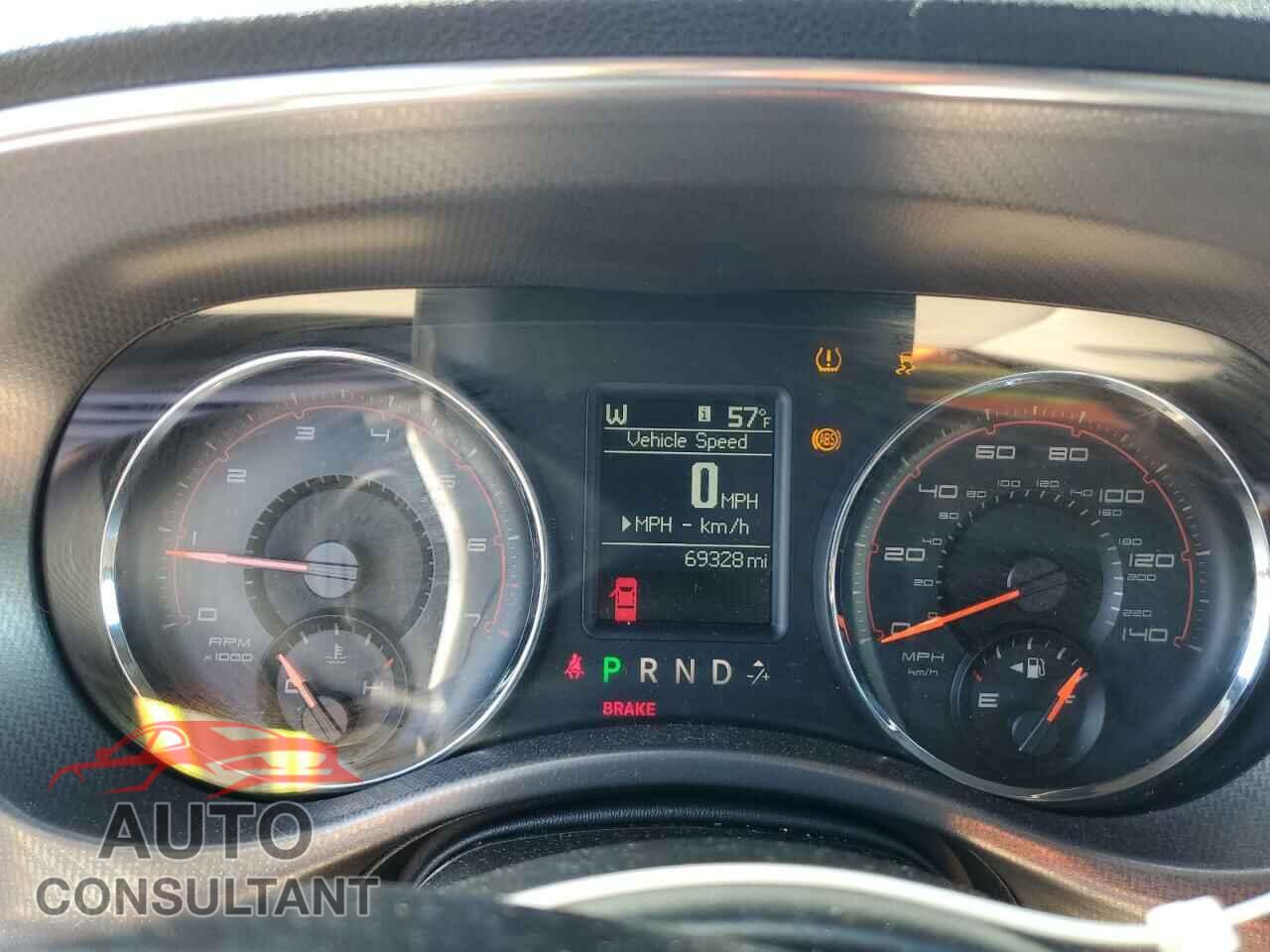 DODGE CHARGER 2011 - 2B3CL3CG2BH504581