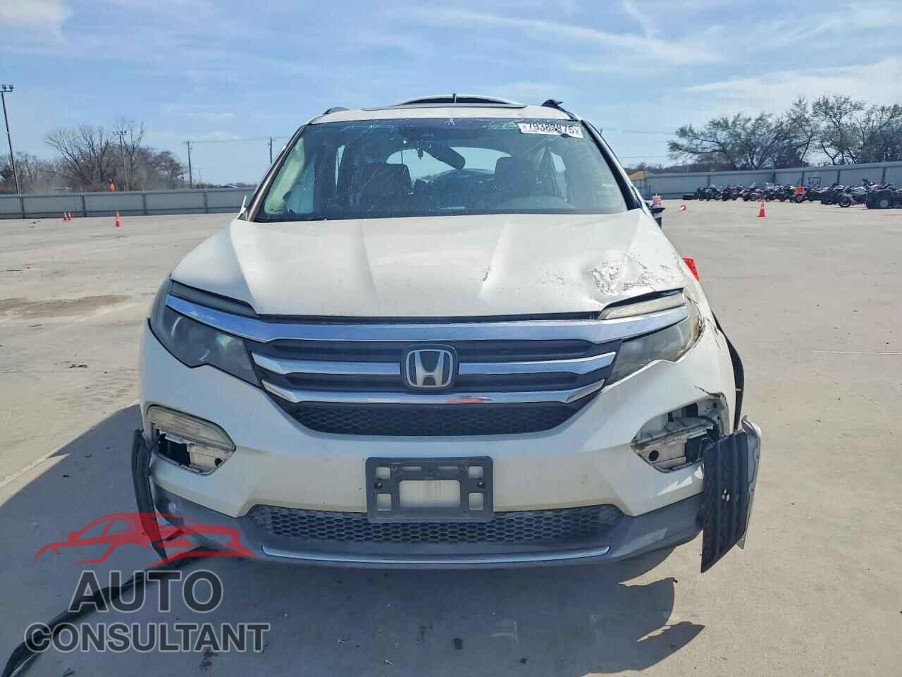 HONDA PILOT 2017 - 5FNYF6H07HB009168